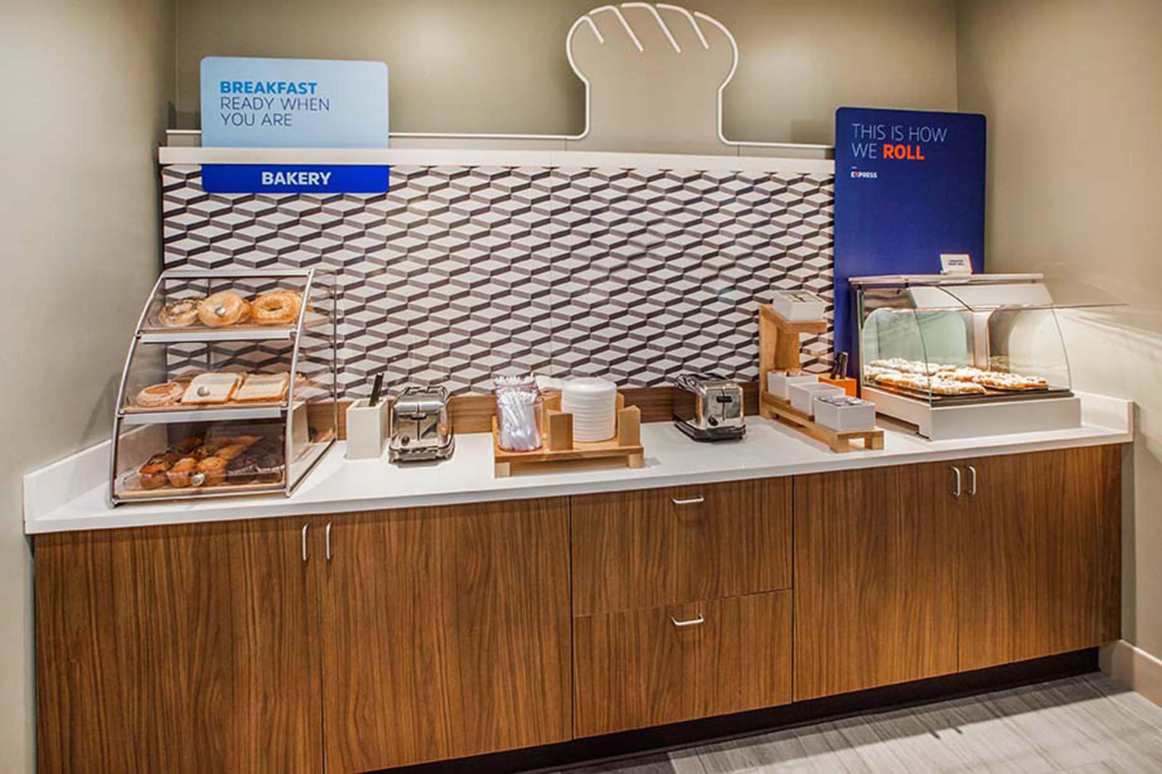 Holiday Inn Express Aberdeen-Chesapeake House By Ihg Zewnętrze zdjęcie