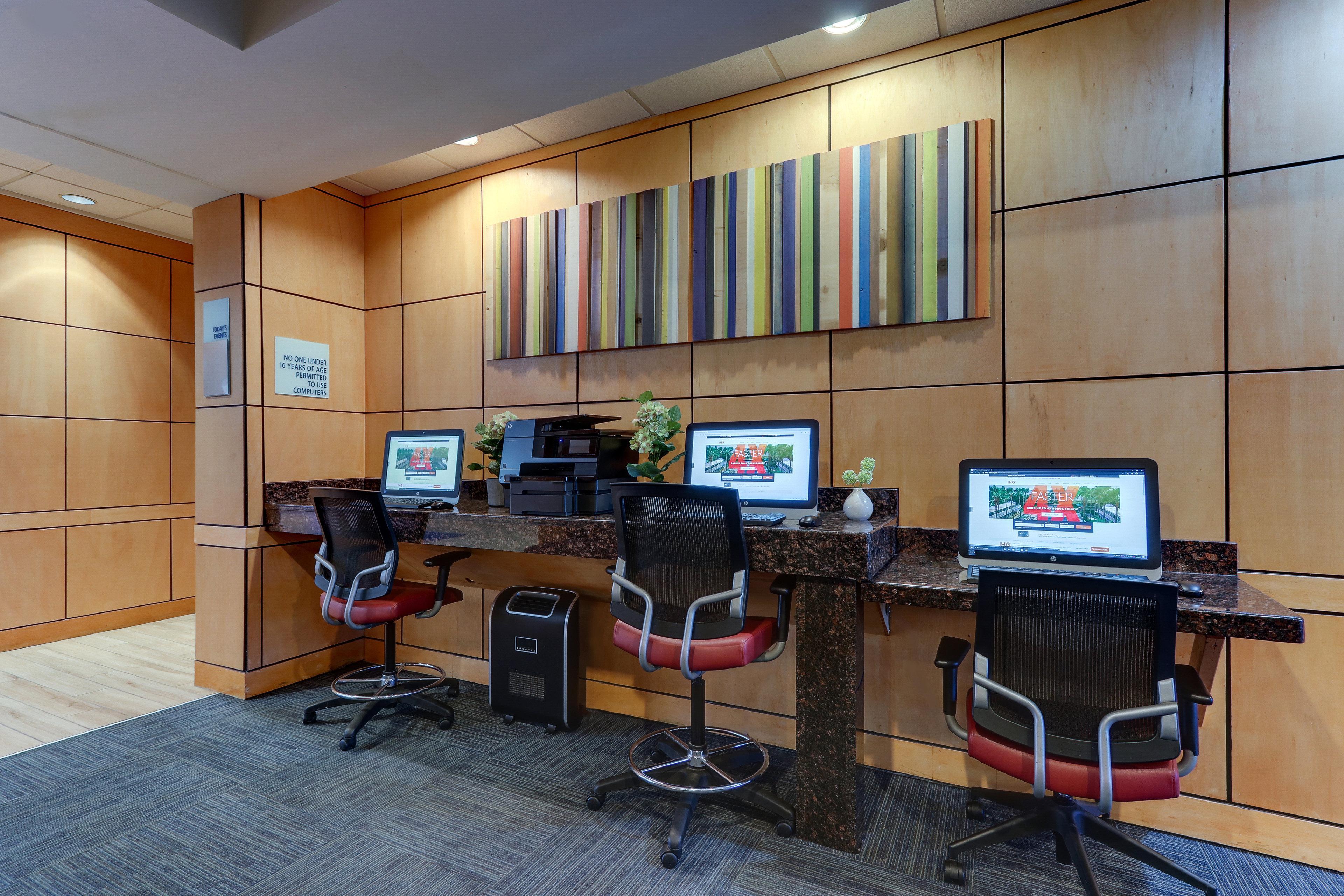 Holiday Inn Express Aberdeen-Chesapeake House By Ihg Zewnętrze zdjęcie
